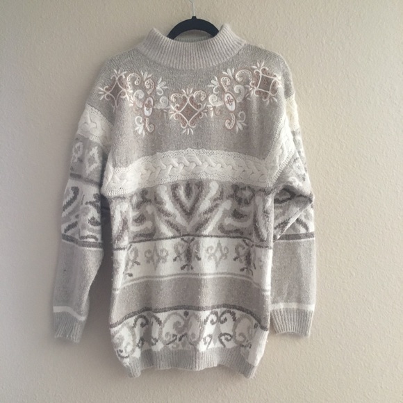 VINTAGE!Cute Winter/Fall sweater! - Picture 1 of 5